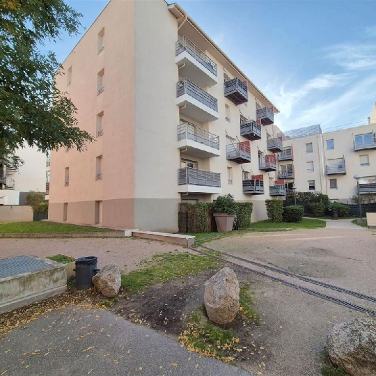 Annonces SAINTGENISLAVAL : Appartement | PIERRE-BENITE (69310) | 55.00m2 | 190 000 € 