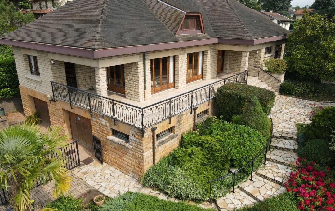 Annonces SAINTGENISLAVAL : Maison / Villa | CHAMPAGNE-AU-MONT-D'OR (69410) | 285 m2 | 900 000 € 