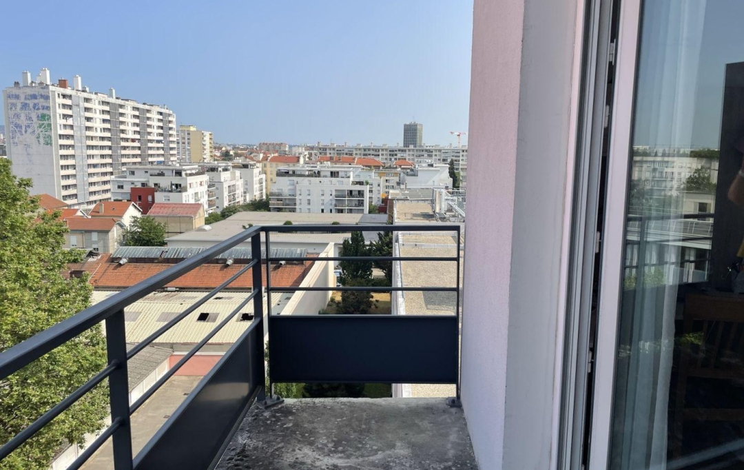 Annonces SAINTGENISLAVAL : Appartement | LYON (69008) | 24 m2 | 95 000 € 