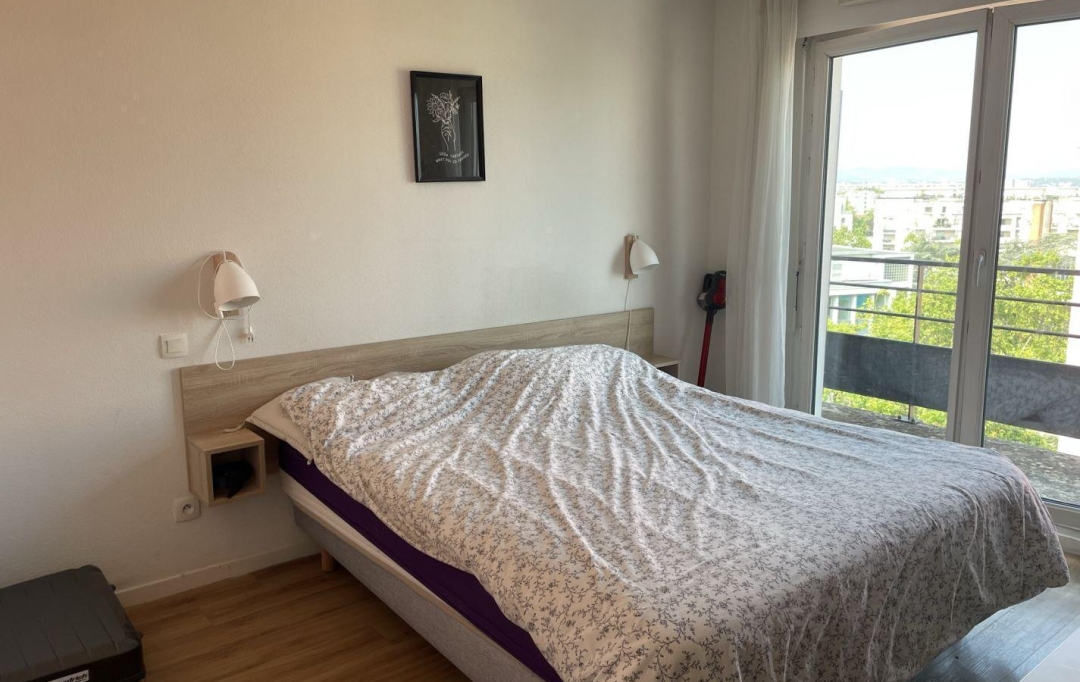 Annonces SAINTGENISLAVAL : Appartement | LYON (69008) | 24 m2 | 95 000 € 