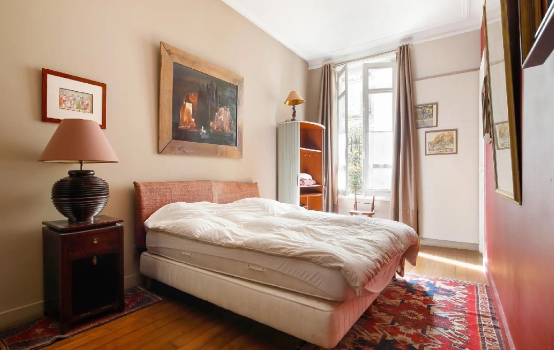 Annonces SAINTGENISLAVAL : Appartement | PARIS (75016) | 54 m2 | 1 980 € 